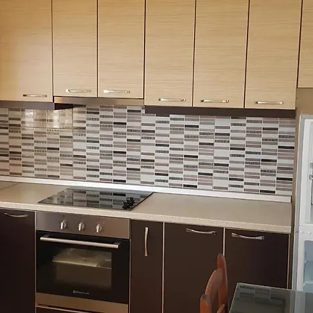 Kimon'S Apartment * Paljasa